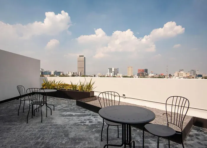 Darwin 74 By Wynwood House 3*