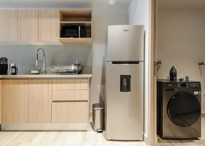Darwin 74 By Wynwood House 3* Mexico City